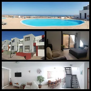 casa-roca-caleta-de-fuste.hotelsfuerteventura.org/